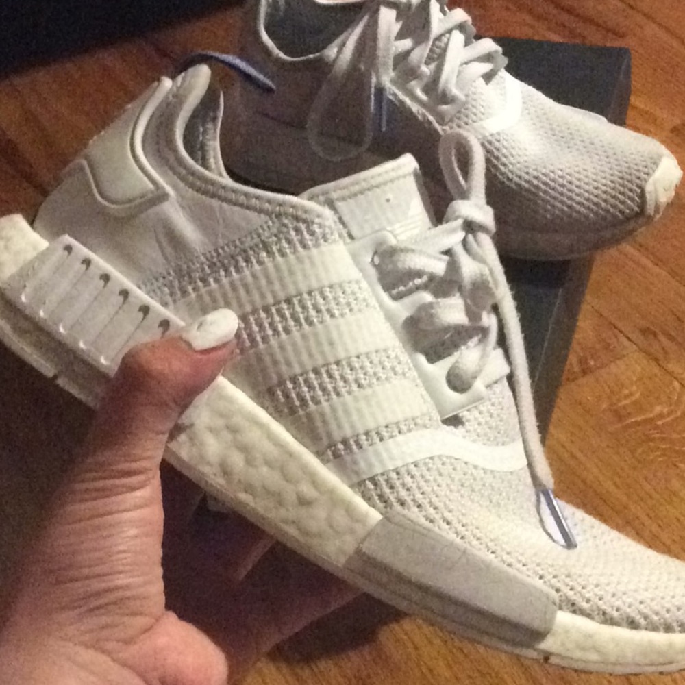 nmd r1 blue / white / grey